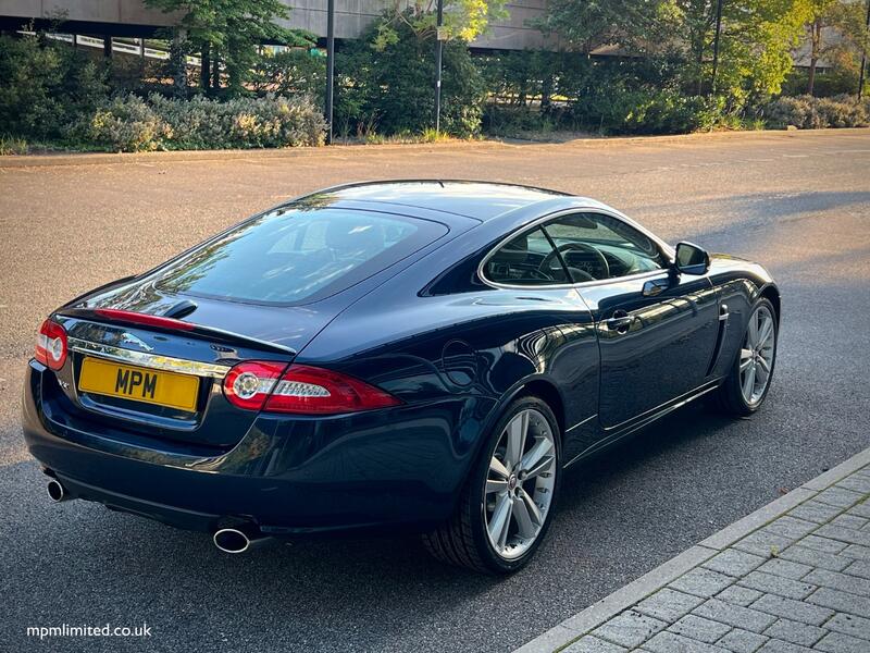 View JAGUAR XK 5.0 V8
