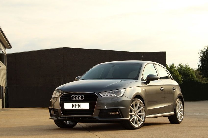 View AUDI A1 1.4 T FSi S-Line Sportback 5Dr. S-Tronic Automatic