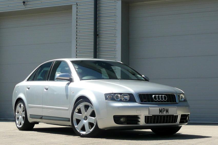 View AUDI S4 4.2 V8 4 DOOR SALOON MANUAL 6 SPEED