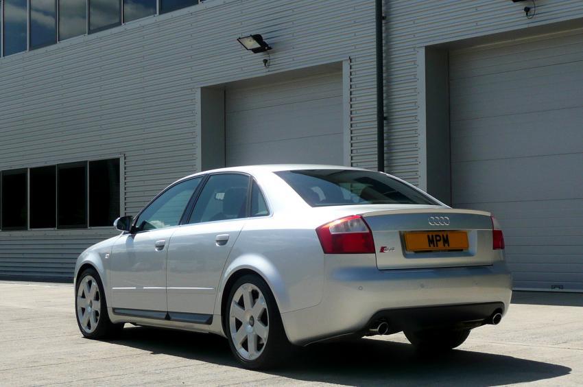 View AUDI S4 4.2 V8 4 DOOR SALOON MANUAL 6 SPEED