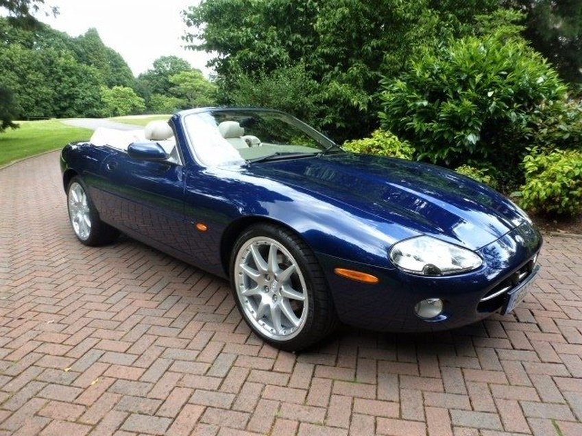 View JAGUAR XK8 4.0 Convertible