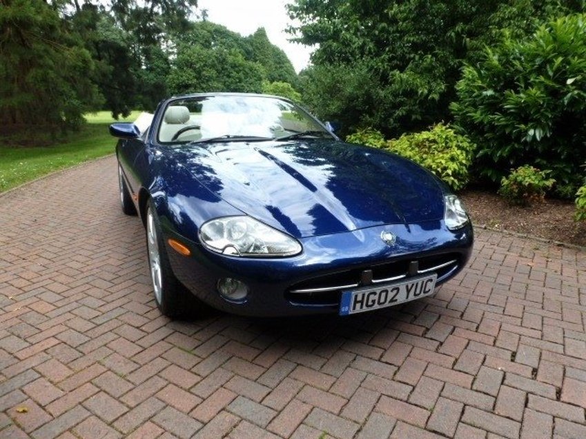 JAGUAR XK8