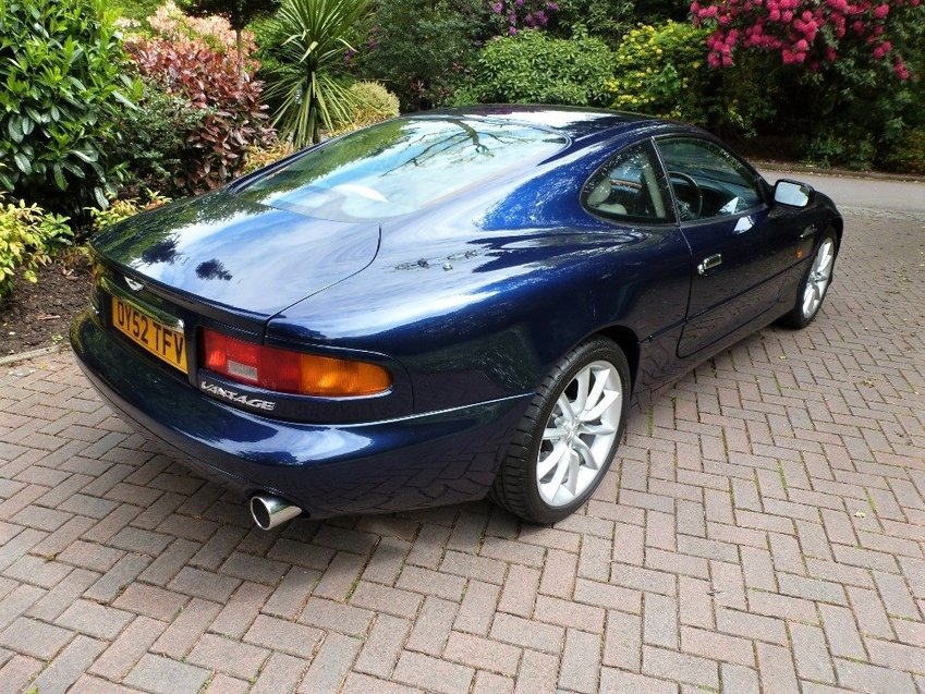 ASTON MARTIN DB7