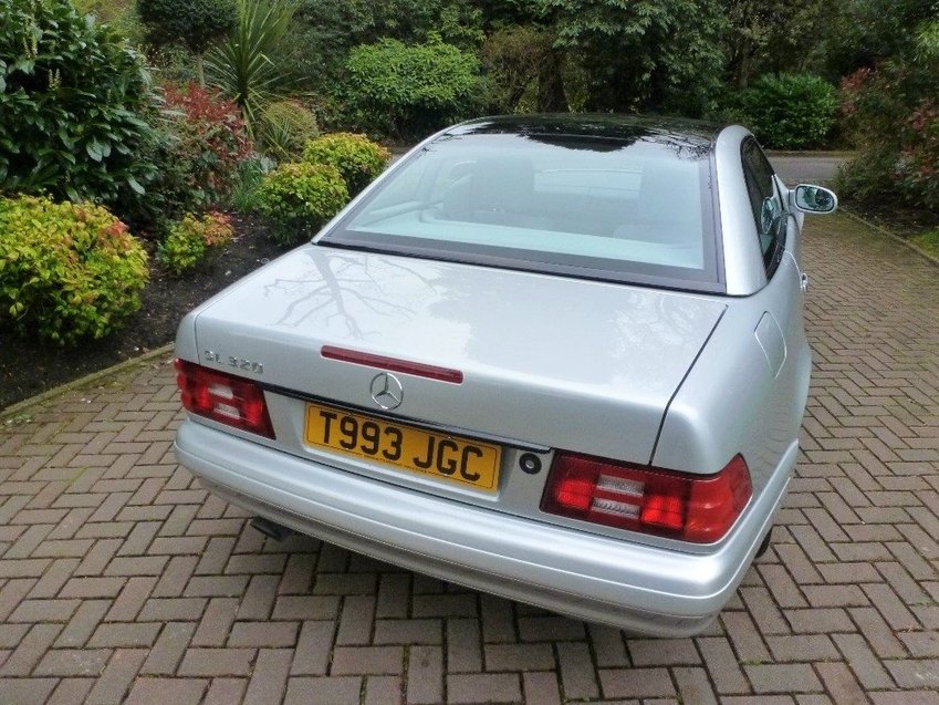 MERCEDES-BENZ SL