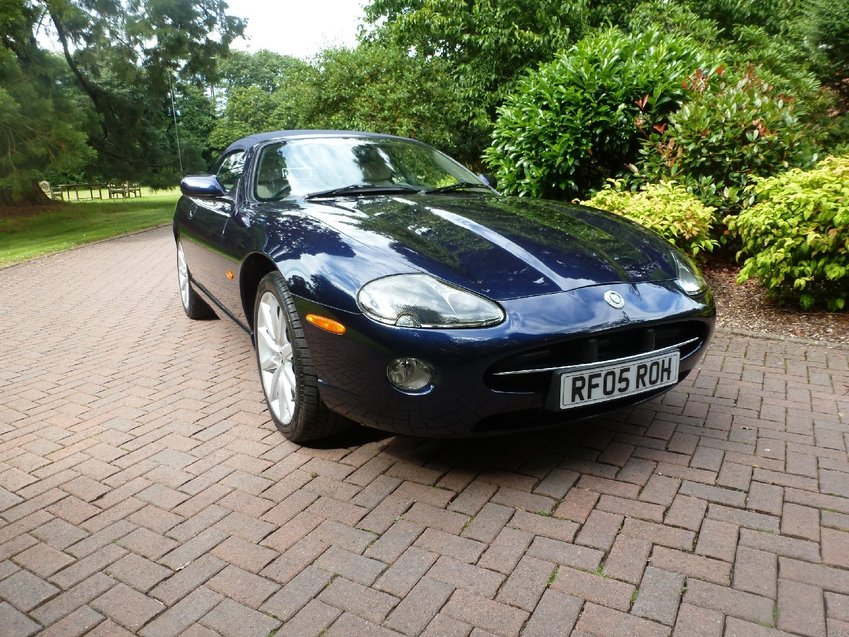 JAGUAR XK8