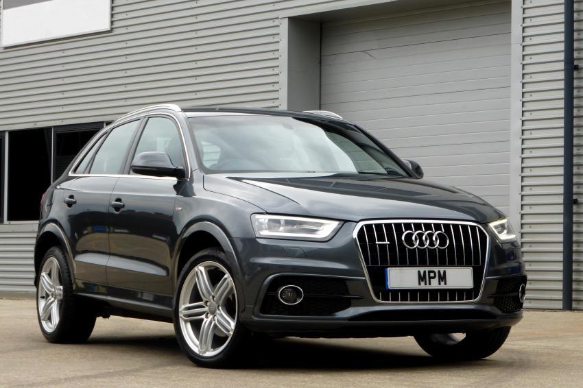 AUDI Q3