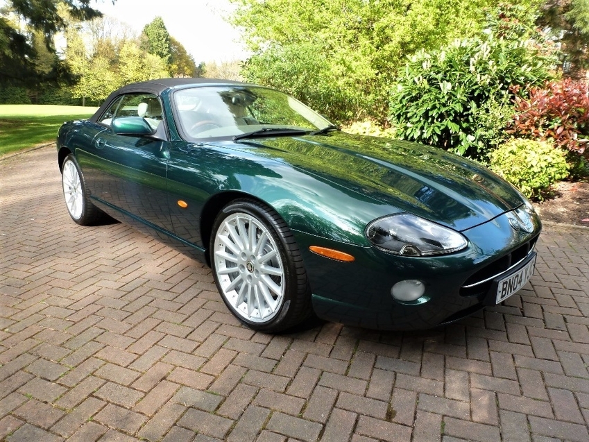 JAGUAR XK8