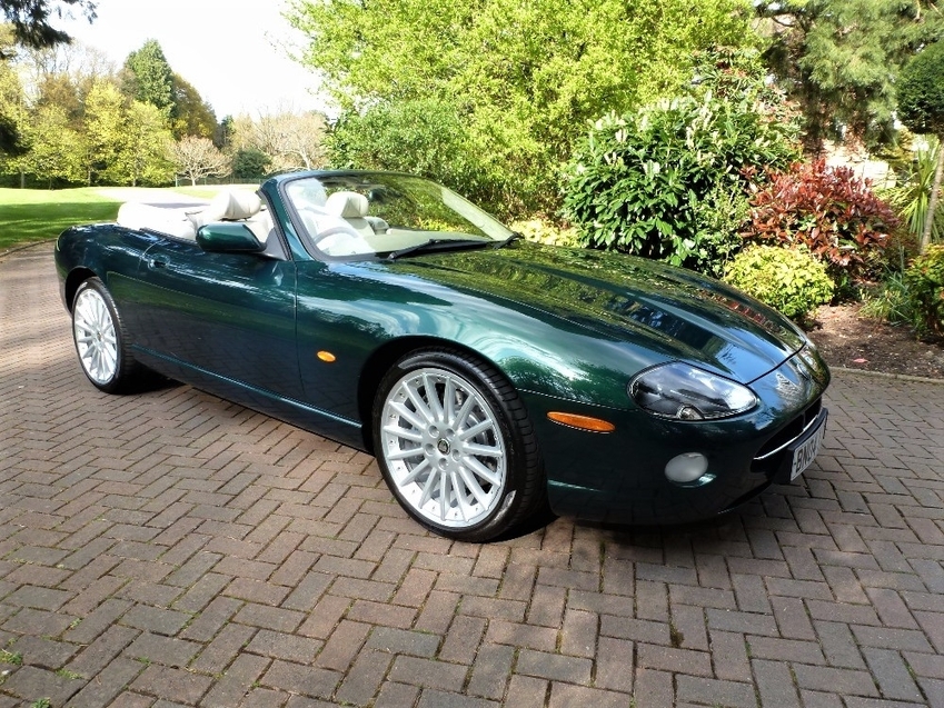 View JAGUAR XK8 XK8 4.2 Convertible