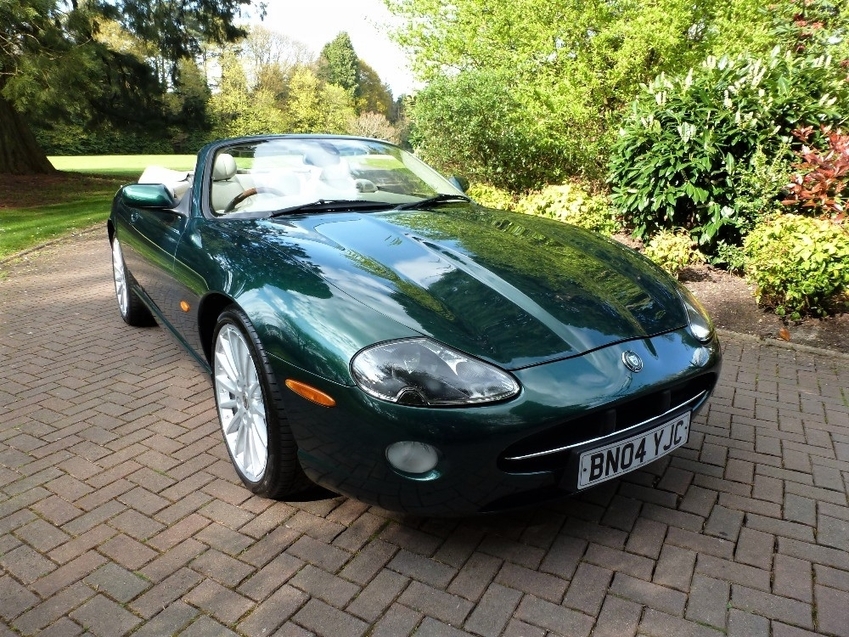 View JAGUAR XK8 XK8 4.2 Convertible