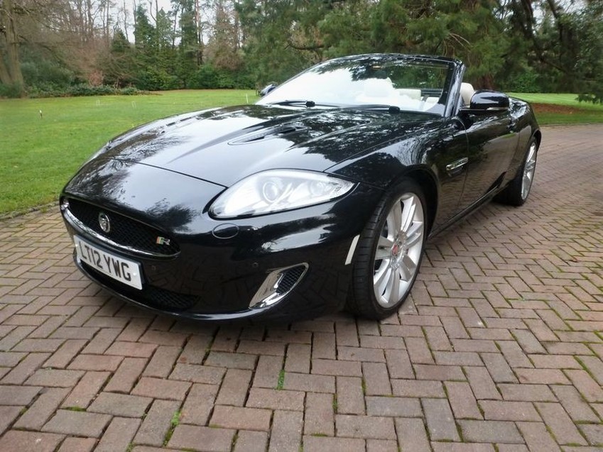 JAGUAR XKR