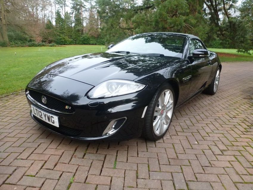 JAGUAR XKR