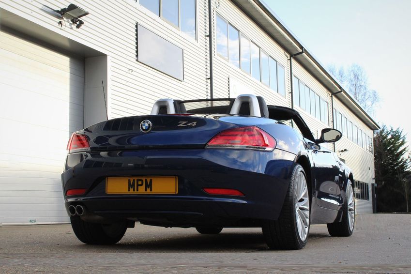 View BMW Z4 2.3i S-Drive Automatic