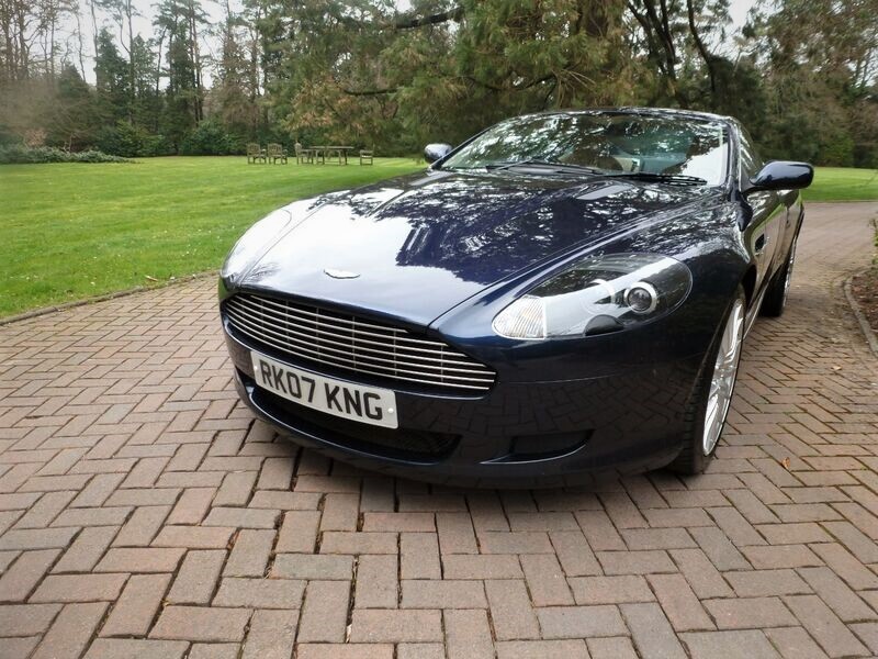 ASTON MARTIN DB9