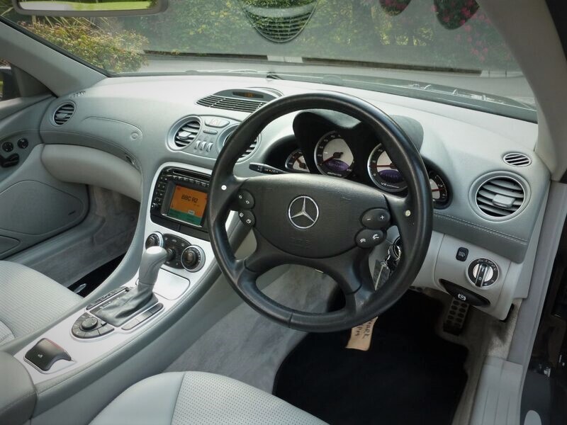 MERCEDES-BENZ SL