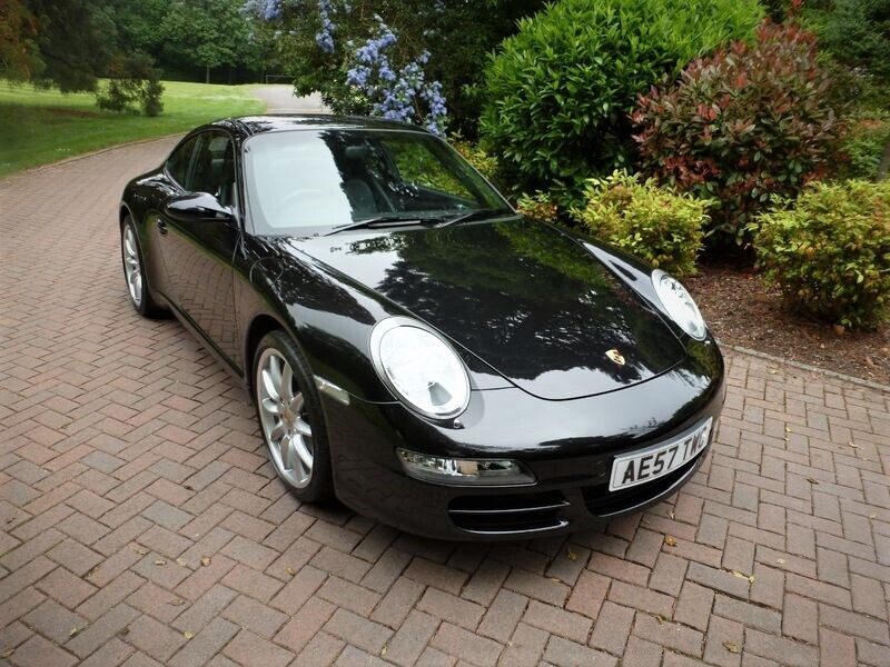 View PORSCHE 911 CARRERA 2 TIPTRONIC S