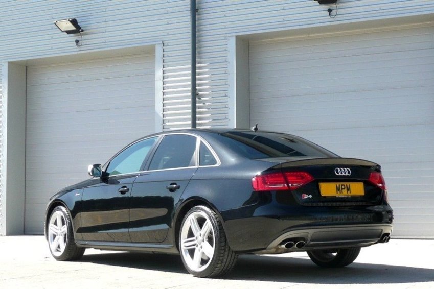 AUDI S4