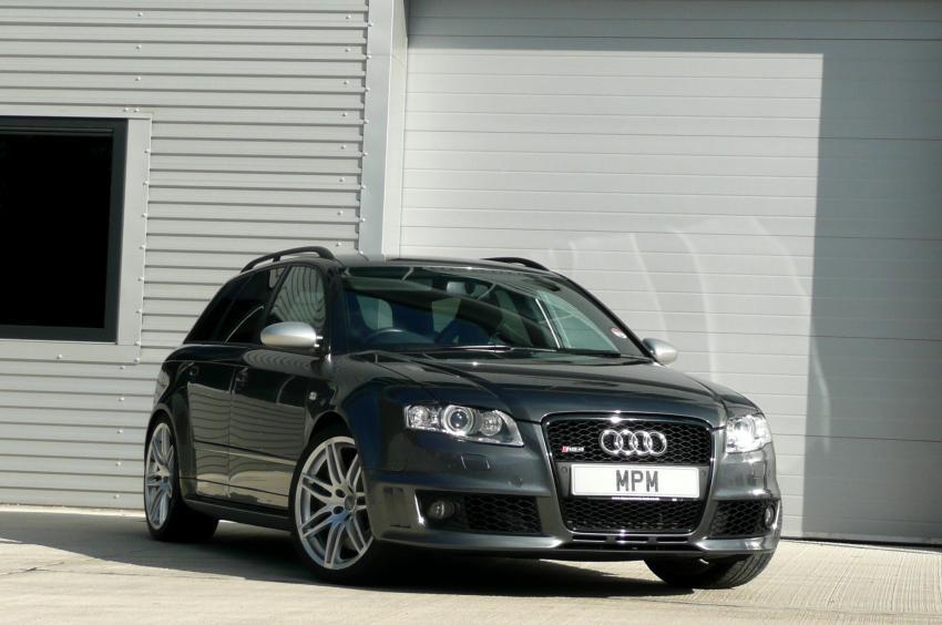 AUDI RS4