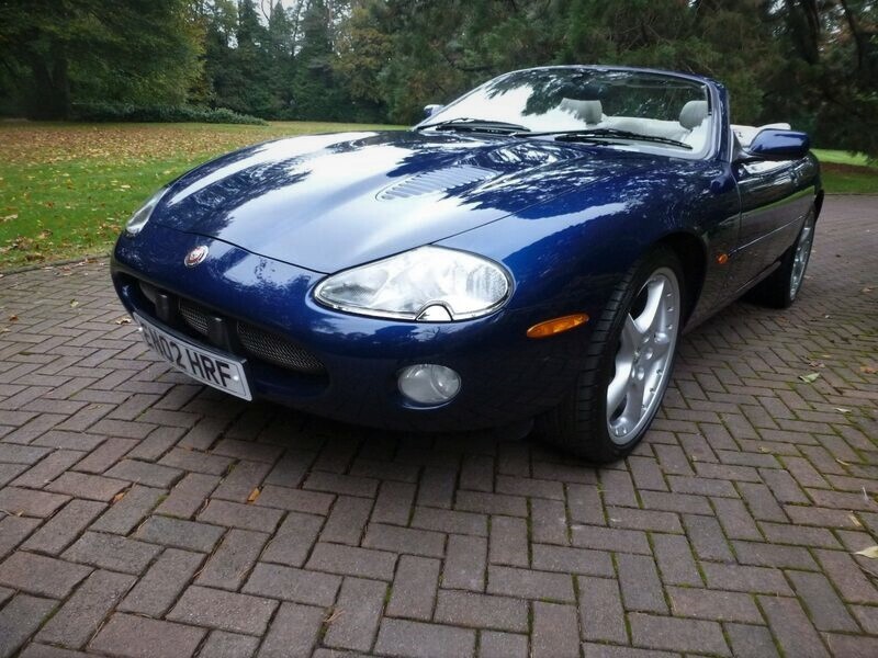 JAGUAR XKR