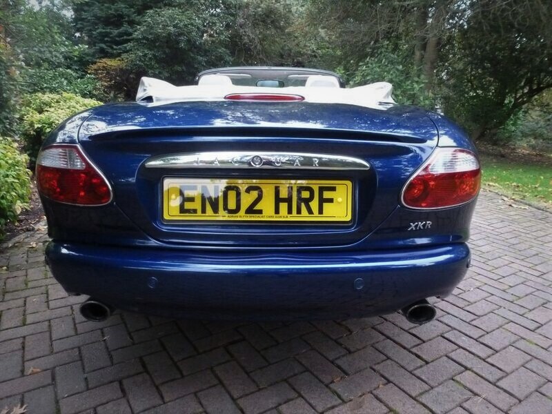 JAGUAR XKR