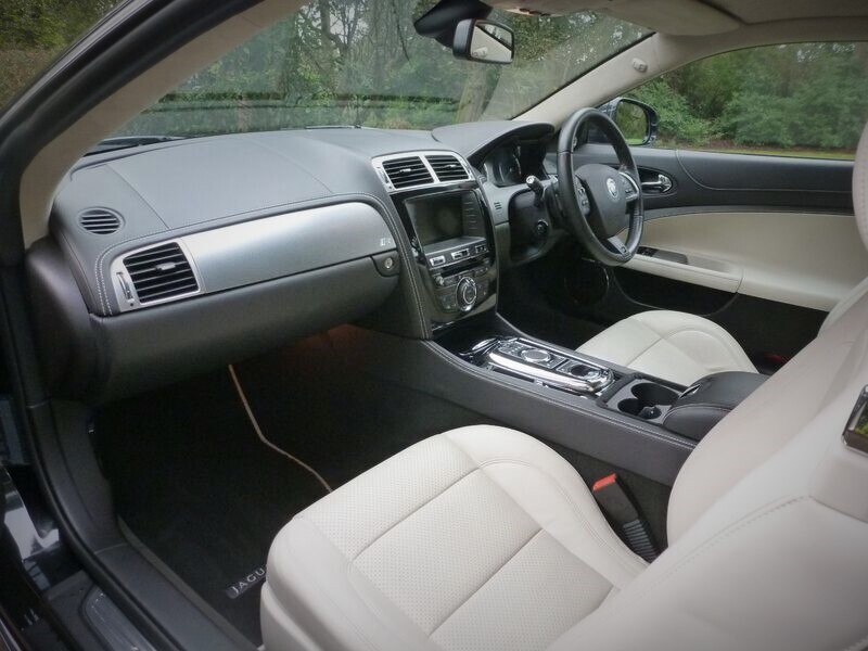 View JAGUAR XKR 5.0 V8 Coupe Facelift