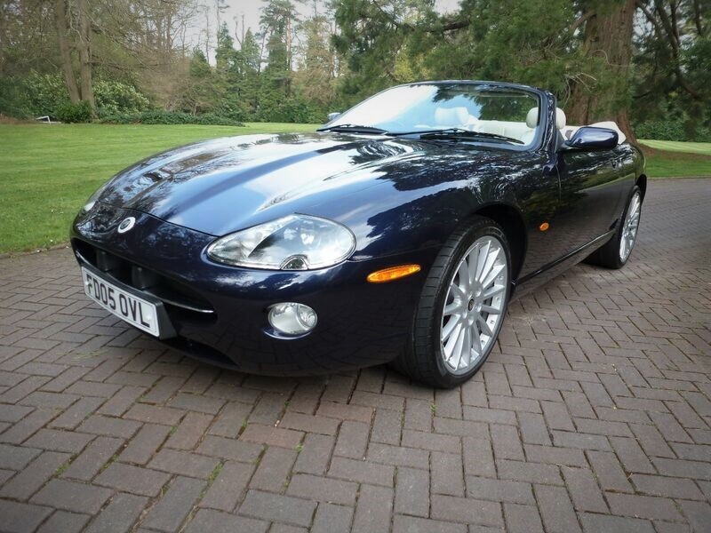 JAGUAR XK8