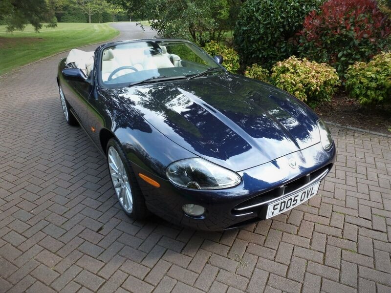 JAGUAR XK8