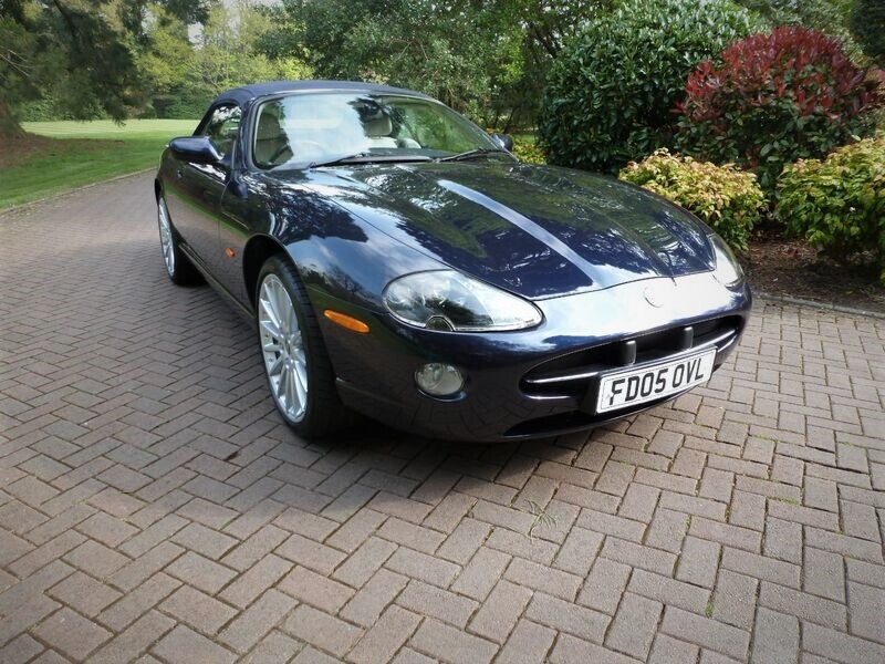 JAGUAR XK8