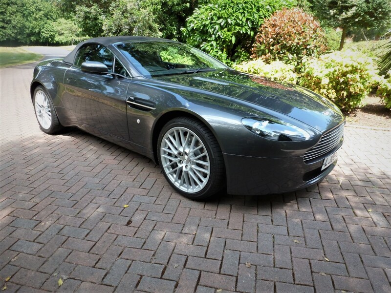 ASTON MARTIN VANTAGE