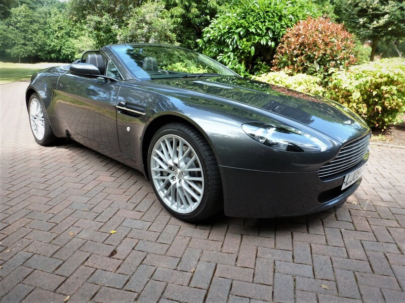 View ASTON MARTIN VANTAGE V8 Roadster