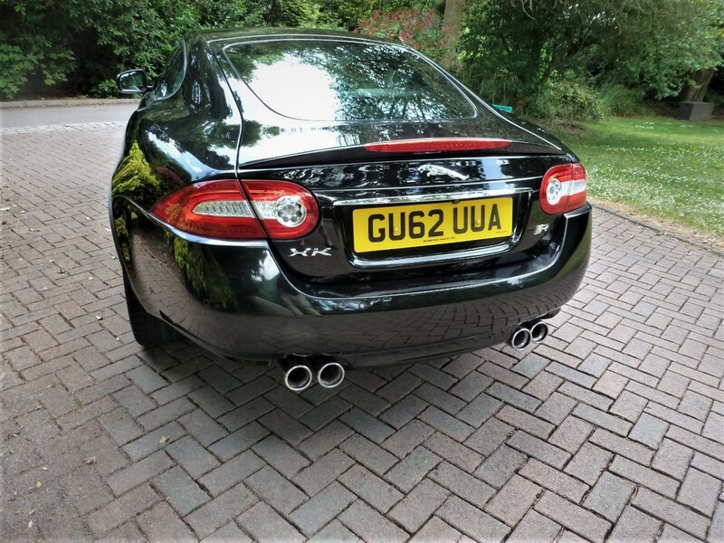 JAGUAR XKR