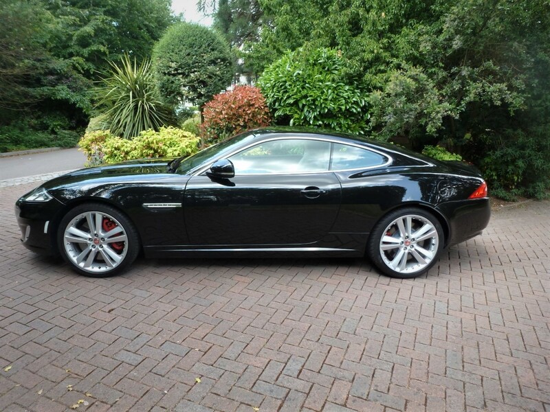 JAGUAR XKR