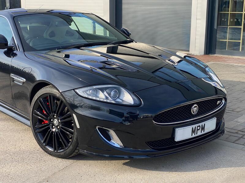 JAGUAR XKR