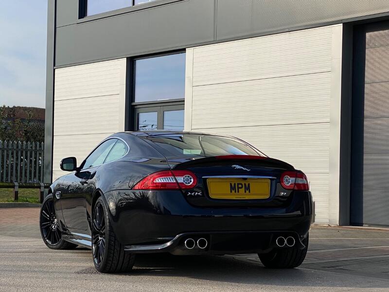 JAGUAR XKR