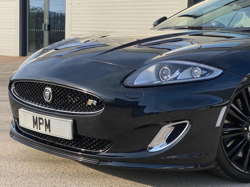JAGUAR XKR
