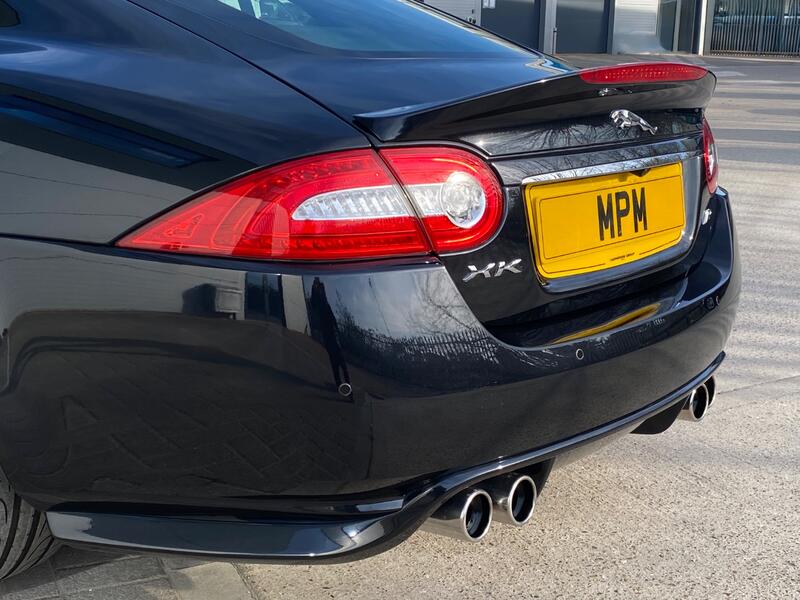 JAGUAR XKR