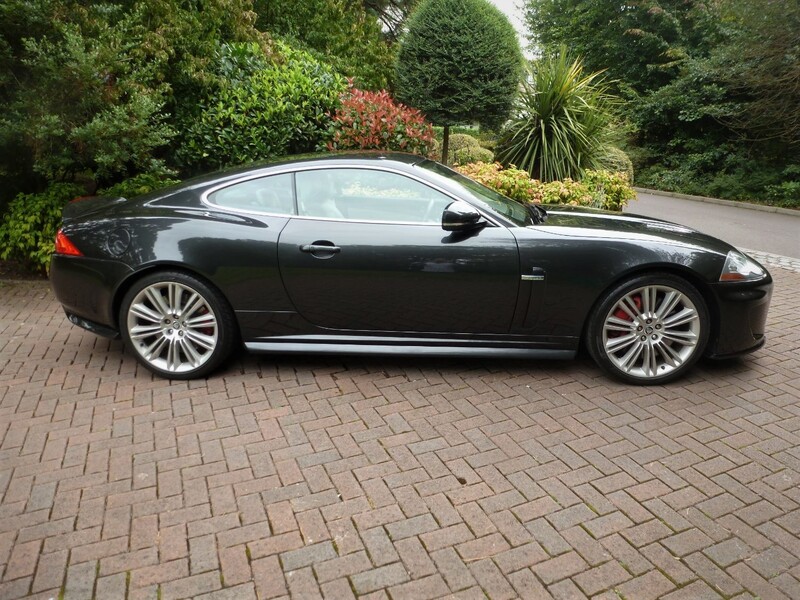 JAGUAR XKR